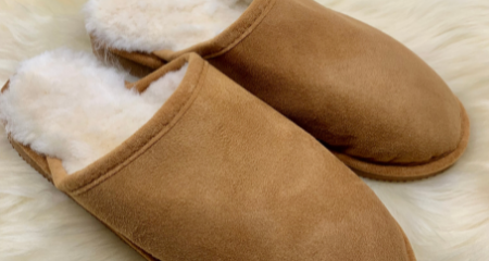 Mules en peau de mouton 